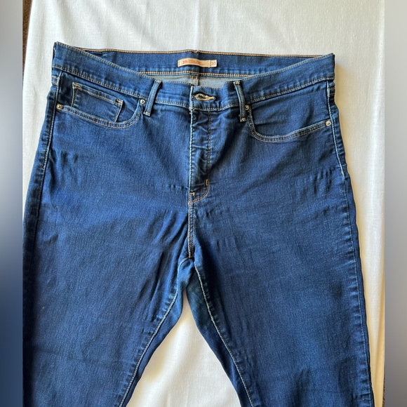 Levi Strauss 311 Shaping Skinny Denim Blue Jeans size 33 Womens Dark Wash - Picture 5 of 8